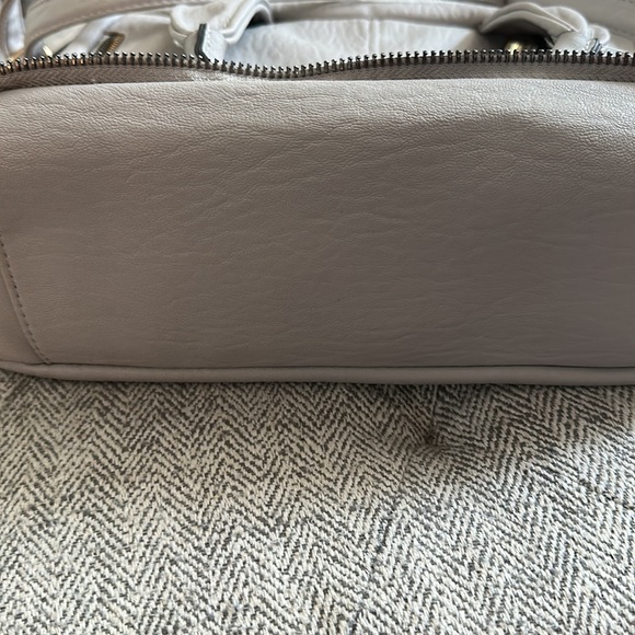 Jessica Simpson Celina purse- gray with gold accents - Picture 8 of 8